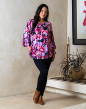 Load image into Gallery viewer, Felicity Top - Lilac Floral