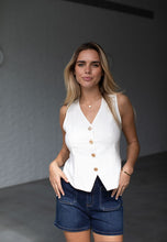 Load image into Gallery viewer, Linen Blend Vest - White