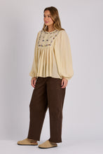 Load image into Gallery viewer, Willow Blouse - Sand