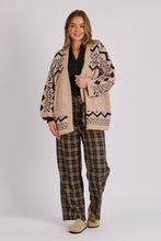 Load image into Gallery viewer, Relaxed Cardigan - Oatmeal And Navy