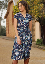 Load image into Gallery viewer, Vivien Dress Protea
