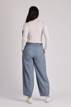 Load image into Gallery viewer, Panelled Barrel Leg Pants
