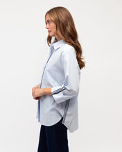Load image into Gallery viewer, Stripe Trim Shirt
