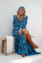 Load image into Gallery viewer, Eclectic Bohemian Bluebelle Fortune Teller Maxidress Long Sleeve Retro Floral Print
