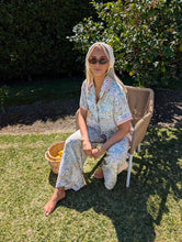 Load image into Gallery viewer, Floral Shirt
