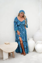 Load image into Gallery viewer, Eclectic Bohemian Bluebelle Fortune Teller Maxidress Long Sleeve Retro Floral Print
