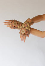 Load image into Gallery viewer, FINGERLESS GLOVES // SUNSHINE
