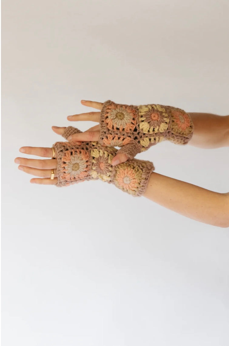 FINGERLESS GLOVES // SUNSHINE