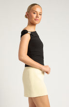 Load image into Gallery viewer, One Shoulder Gold Hardware Details Top
