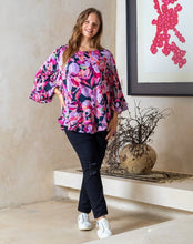 Load image into Gallery viewer, Felicity Top - Lilac Floral
