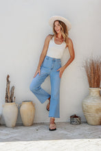 Load image into Gallery viewer, Slightly Crop Light Wash Jeans
