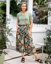 Load image into Gallery viewer, Peyton Pants - Botanic Green
