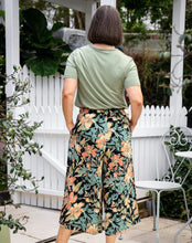 Load image into Gallery viewer, Peyton Pants - Botanic Green
