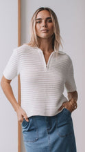 Load image into Gallery viewer, White Crochet Top
