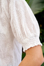 Load image into Gallery viewer, Meja Top
