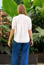 Load image into Gallery viewer, Meja Top
