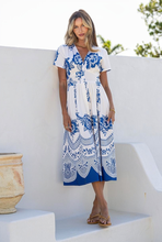 Load image into Gallery viewer, Chantilly Boarder Maxi Dress
