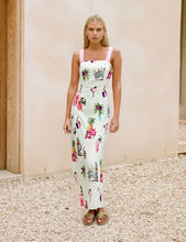Load image into Gallery viewer, Linen Blend Vacay Maxi Dress
