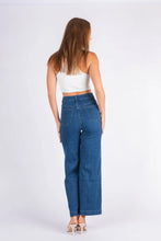 Load image into Gallery viewer, STRETCH WIDE LEG JEANS
