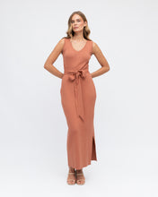 Load image into Gallery viewer, Sleeveless Knit MIDI Dress
