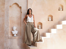 Load image into Gallery viewer, LUCIA TOP IVORY
