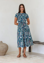 Load image into Gallery viewer, Vivien Dress Verdure
