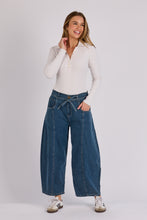 Load image into Gallery viewer, Barrel Jeans - OTW
