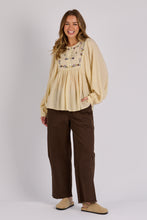 Load image into Gallery viewer, Willow Blouse - Sand
