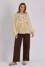 Load image into Gallery viewer, Willow Blouse - Sand
