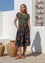 Load image into Gallery viewer, Ruby Skirt Queen Protea
