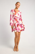 Load image into Gallery viewer, Floral Print Dress With Ruffle Hem
