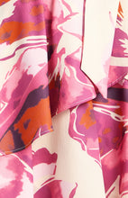 Load image into Gallery viewer, Floral Print Dress With Ruffle Hem

