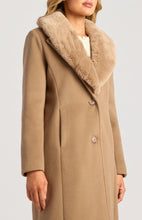 Load image into Gallery viewer, Detachable Fur Collar Faux Wool Coat
