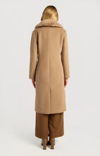 Load image into Gallery viewer, Detachable Fur Collar Faux Wool Coat
