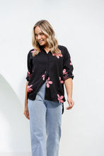 Load image into Gallery viewer, Sangria Daisy Shirt - Black
