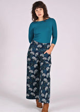 Load image into Gallery viewer, Esta Corduroy Pants Yarrow
