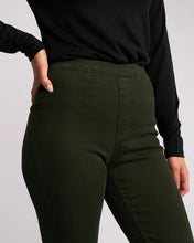 Load image into Gallery viewer, BAY KNIT PULL ON - FOREST
