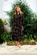 Load image into Gallery viewer, DUNCAN MIDI DRESS -BROWN PRINT
