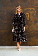 Load image into Gallery viewer, DUNCAN MIDI DRESS -BROWN PRINT
