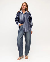 Load image into Gallery viewer, OXFORD STRIPE SHIRT

