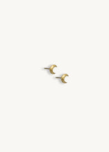 Load image into Gallery viewer, TIDE STUDS // GOLD
