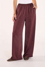 Load image into Gallery viewer, Lennon Pant - Merlot

