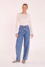 Load image into Gallery viewer, Daniella Lace Top | Cream
