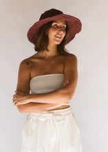 Load image into Gallery viewer, POLLY SHORT BRIM HAT // MERLOT
