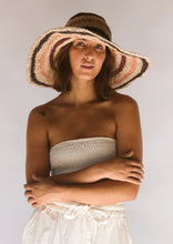 Load image into Gallery viewer, JANIS WIDE BRIM HAT // SAMBA
