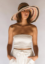 Load image into Gallery viewer, JANIS WIDE BRIM HAT // SAMBA
