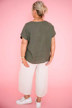 Load image into Gallery viewer, Best Linen Tee – Khaki
