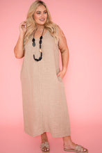 Load image into Gallery viewer, Donna Donna – Marcellina Sleeveless Linen Dress
