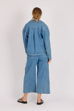 Load image into Gallery viewer, Pleat Back Jacket - Blue Stripe
