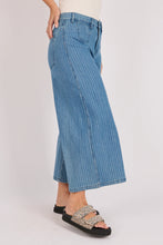 Load image into Gallery viewer, Wide Leg Crop Jeans - Blue Stripe
